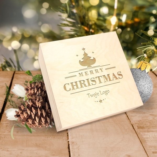 skrzyneczka-pudelko-drewniane-firmowe-z-logo-na-prezent-podziekowanie-merry-christmas
