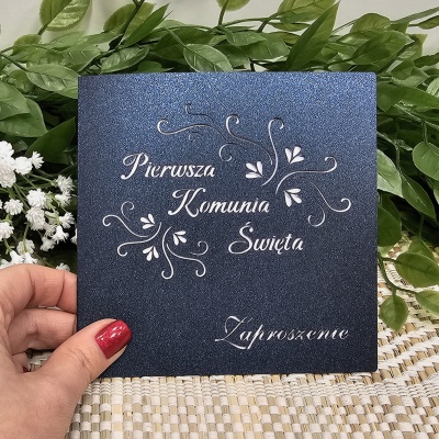 eleganckie-granatowe-perlowe-zaproszenia-na-I-komunie-swieta-dla-dziewczynki-chlopca-IHS-galazki-komunia-swieta-zaproszenie-komunijne-personalizowane-MAYA