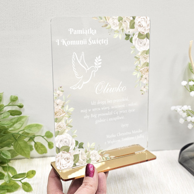 elegancka-statuetka-prezent-pamiatka-I-komunii-swietej-od-chrzestnej-chrzestnego-dziadkow-gosci-dla-dziewczynki-chlopca-na-komunię-z-dedykacją-jasne-kwiaty-MAYA